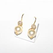 Earrings - white pearls, golden
